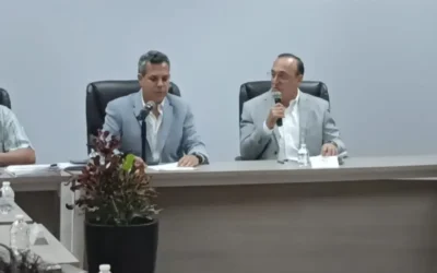 Alcalde de Ahome acepta renuncia de secretario del Ayuntamiento y nombra a Cutberto Ríos como relevo