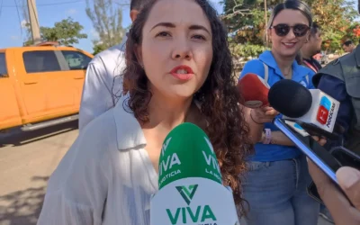 Inconscientes de Mazatlán siguen arrojan basura de todo tipo en canales recién limpiados.